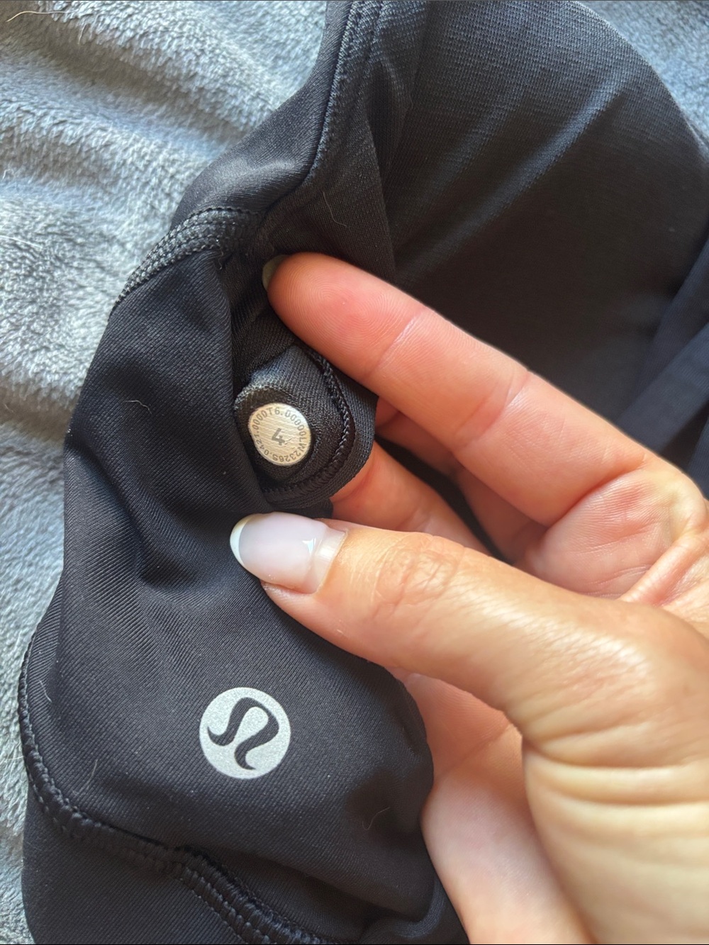 lululemon athletica Energy Bra - Sports Bra - Like New! - Picture 4 of 4